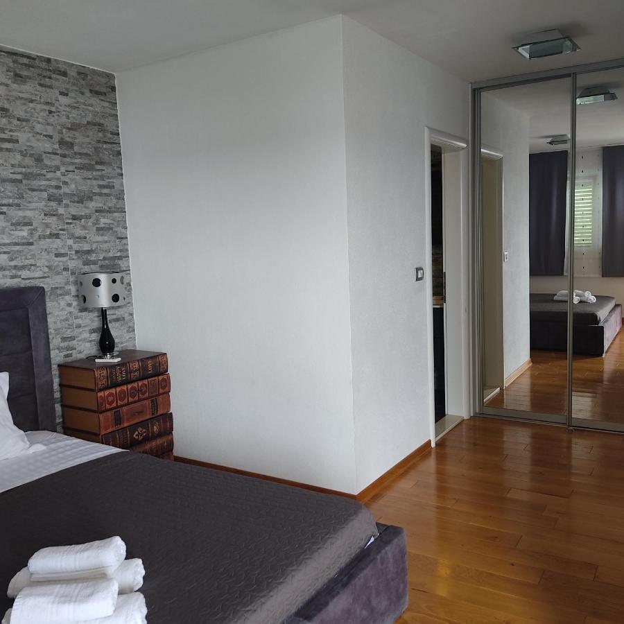 Apartmani Mira Brela Exterior foto